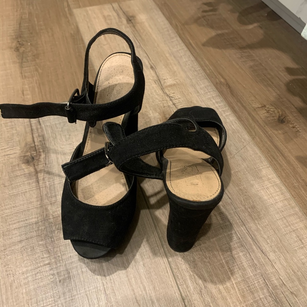 Black heels
